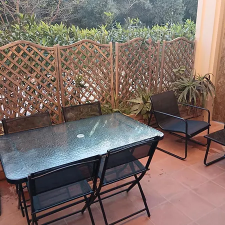 Climatise Avec Terrasse Port De Porto-vecchio Apartament
